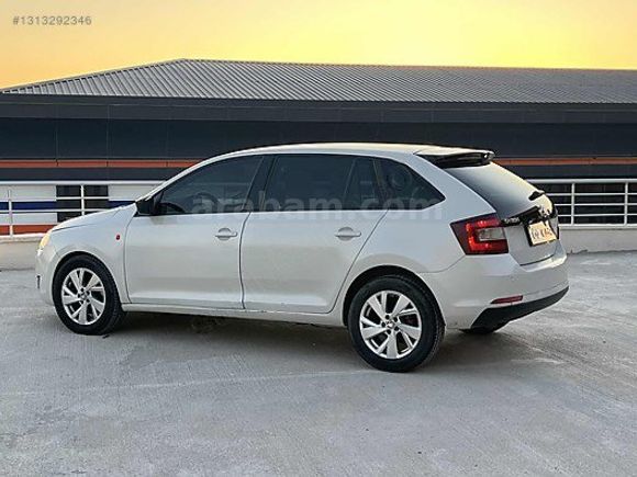 ÖZ CAR DAN SKODA RAPİD SPACEBACK CAM TAVAN