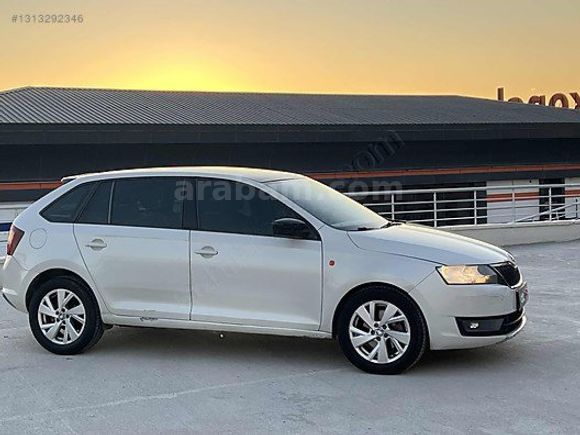 ÖZ CAR DAN SKODA RAPİD SPACEBACK CAM TAVAN