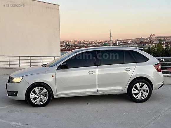 ÖZ CAR DAN SKODA RAPİD SPACEBACK CAM TAVAN