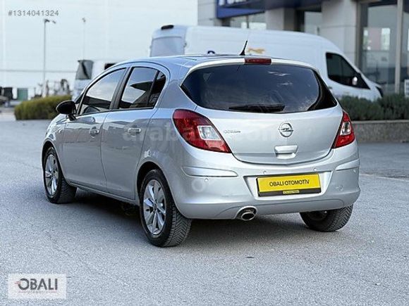 2014 Opel Corsa Active 1.5P Boya 180.000Km Değişensiz