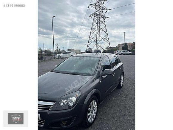 AKBAŞ MOTORS' DAN 2011 OPEL ASTRA1.3 CDTI ENJOY PAKET 222.000 KM
