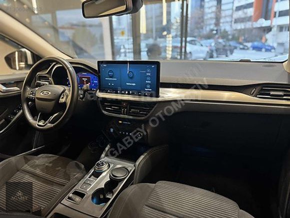 AĞABEY'DEN 2024 FORD FOCUS HATASIZ BOYASIZ TİTANİUM X %20