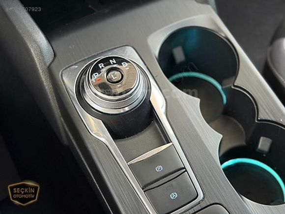2020 FORD FOCUS 1.5 DİZEL OTOMATİK TİTANİUM 157.000 KM