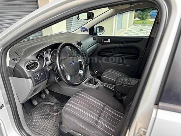 *BAYRAKLAR* 2009 MDL FORD FOCUS TREND