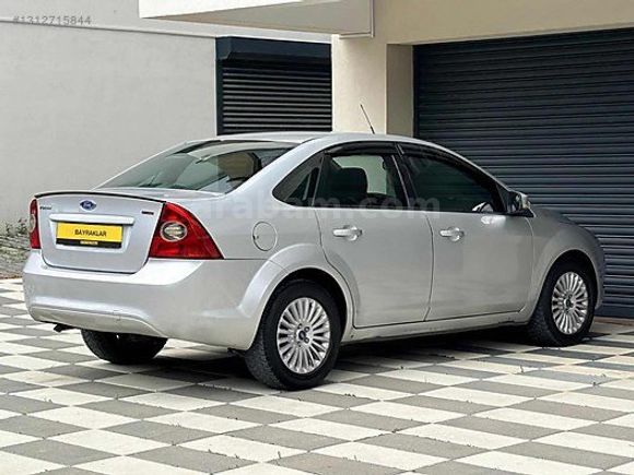 *BAYRAKLAR* 2009 MDL FORD FOCUS TREND