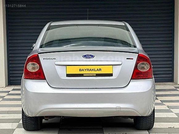 *BAYRAKLAR* 2009 MDL FORD FOCUS TREND