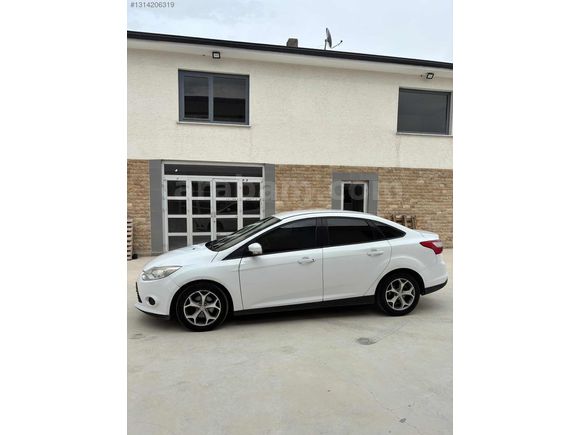 ŞAHİN OTO/2012 1.6 TDCİ 199.000KM TEK DEĞİŞEN
