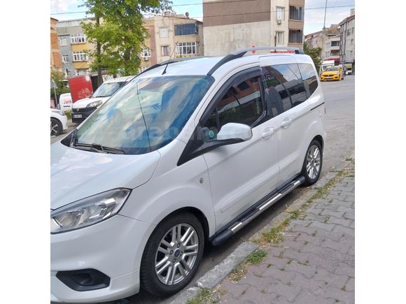 Sahibinden Ford Tourneo Courier 1.5 TDCi Titanium 2019 Model  92.000 km Beyaz