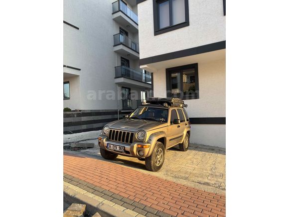 Sahibinden Jeep Cherokee 2.8 CRD Renegade 2004 Model  271.865 km Yeşil (metalik)