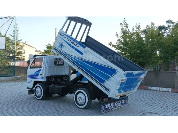 TERTEMİZ NKR MAVİ GÖĞÜS TUTULAN MODELİ KAMYONET RUHSATLI MA***