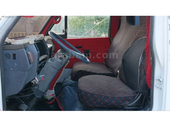 TERTEMİZ NKR MAVİ GÖĞÜS TUTULAN MODELİ KAMYONET RUHSATLI MA***