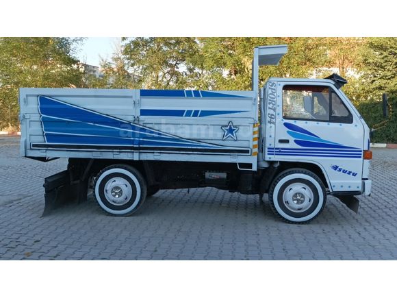 TERTEMİZ NKR MAVİ GÖĞÜS TUTULAN MODELİ KAMYONET RUHSATLI MA***