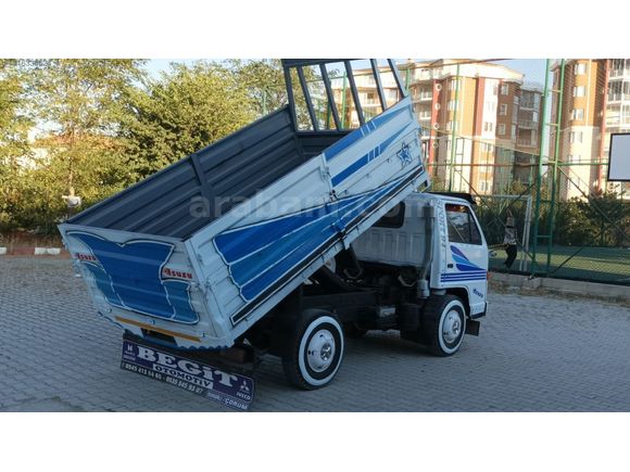 TERTEMİZ NKR MAVİ GÖĞÜS TUTULAN MODELİ KAMYONET RUHSATLI MA***