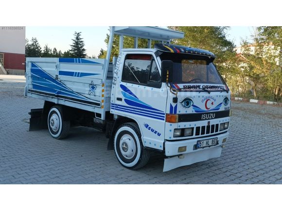 TERTEMİZ NKR MAVİ GÖĞÜS TUTULAN MODELİ KAMYONET RUHSATLI MA***