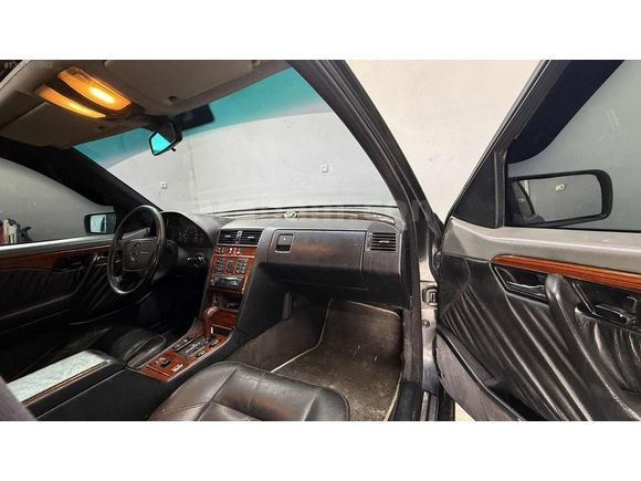 AMG GARAGE'dan E2 PAKET C180 OTOMATİK SUNROOF