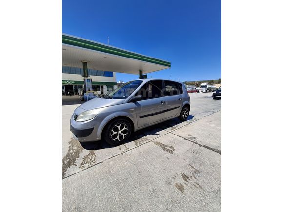 Sahibinden Renault Scenic 1.6 Authentique 2004 Model 