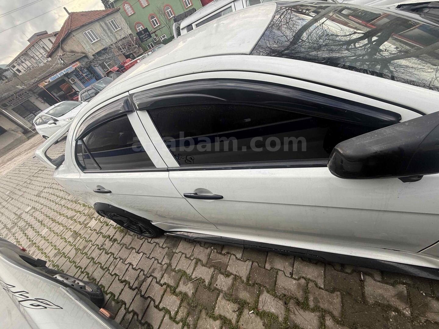 Sahibinden Mitsubishi Lancer 1.5 Inform 2009 Model Manisa 270.000 km Beyaz 5