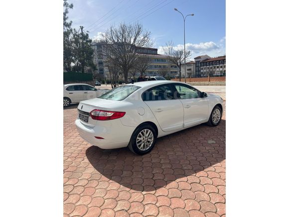 Sahibinden Renault Fluence 1.5 dCi Touch 2015 Model