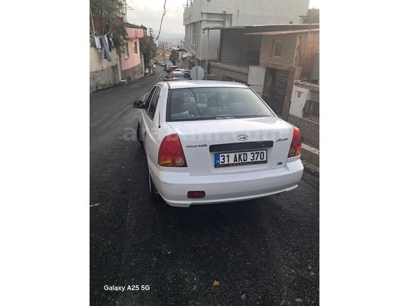 Sahibinden Hyundai Accent 1.5 CRDi Admire 2005 Model