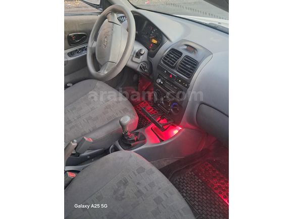 Sahibinden Hyundai Accent 1.5 CRDi Admire 2005 Model