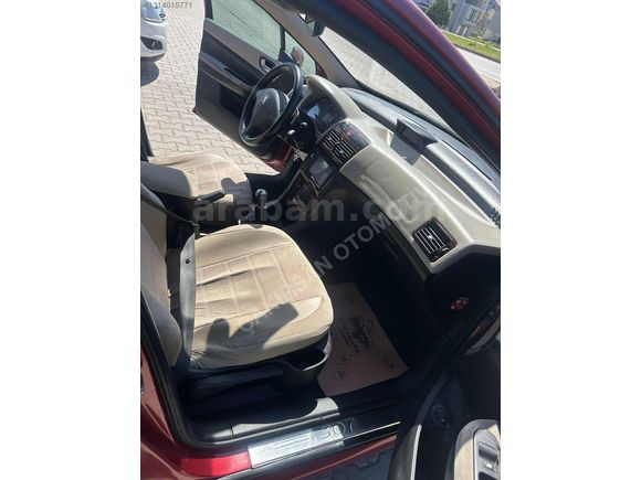 PEUGEOT 307 1.6 HDI