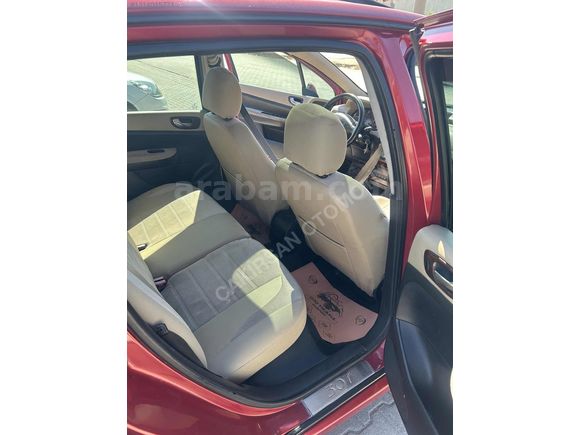 PEUGEOT 307 1.6 HDI