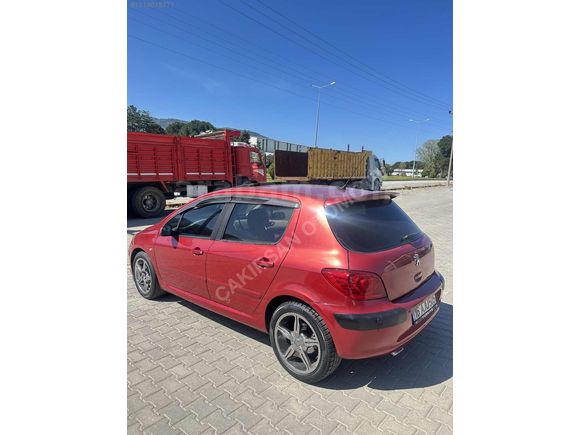 PEUGEOT 307 1.6 HDI