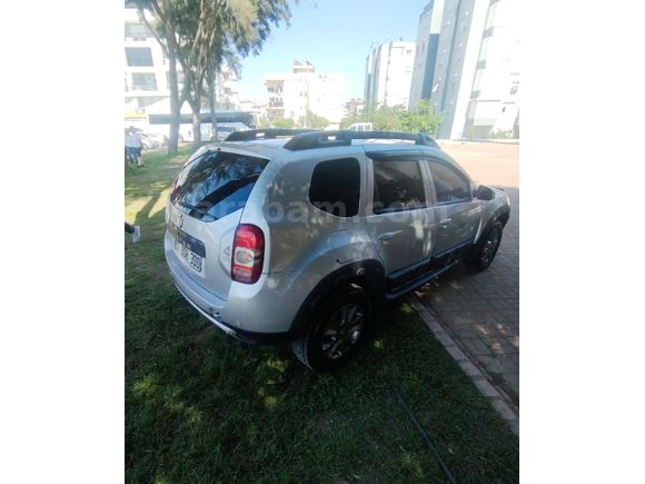 ÖZDEN OTOMOTİV 1.5 DİZEL 110 DACİA DUSTER LAUREATE 4*4 6 VİTES