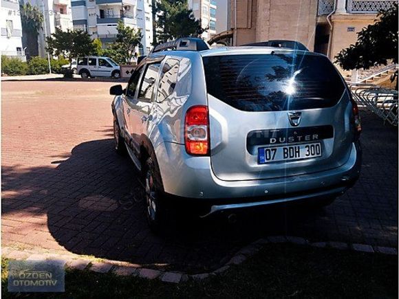 ÖZDEN OTOMOTİV 1.5 DİZEL 110 DACİA DUSTER LAUREATE 4*4 6 VİTES