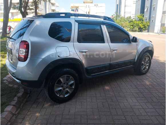 ÖZDEN OTOMOTİV 1.5 DİZEL 110 DACİA DUSTER LAUREATE 4*4 6 VİTES