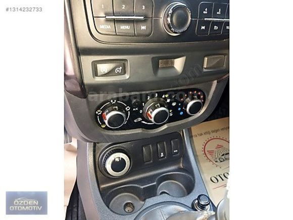 ÖZDEN OTOMOTİV 1.5 DİZEL 110 DACİA DUSTER LAUREATE 4*4 6 VİTES