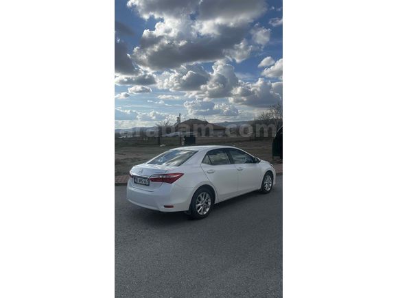Sahibinden Toyota Corolla 1.4 D-4D Premium 2014 Model 