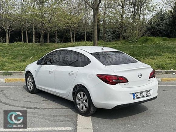 CAN GALERİA'DAN OPEL ASTRA 1.6 CDTI Design Otomatik
