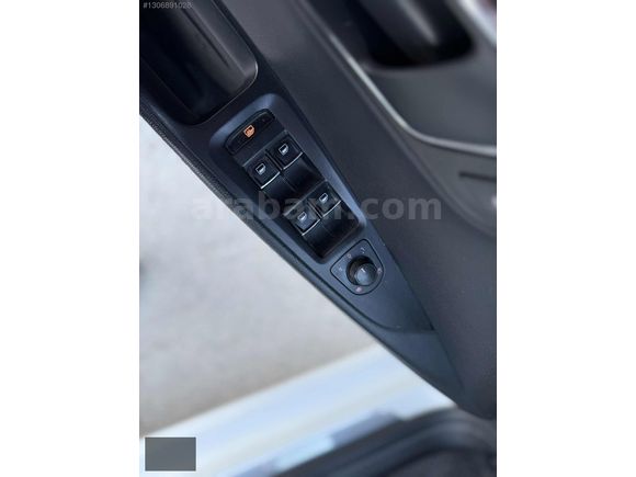 TUĞSEM AUTO"DAN KUSURSUZ TEMİZLİKTE SEAT LEON FR CAM TAVAN