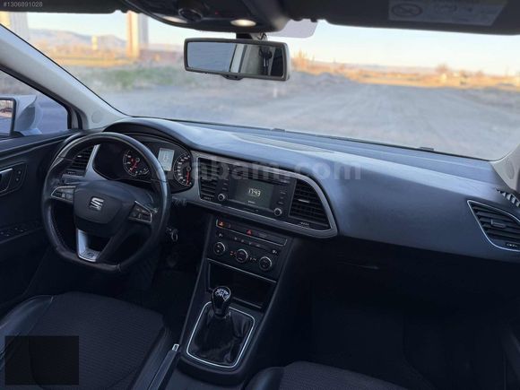 TUĞSEM AUTO"DAN KUSURSUZ TEMİZLİKTE SEAT LEON FR CAM TAVAN