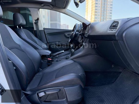 TUĞSEM AUTO"DAN KUSURSUZ TEMİZLİKTE SEAT LEON FR CAM TAVAN