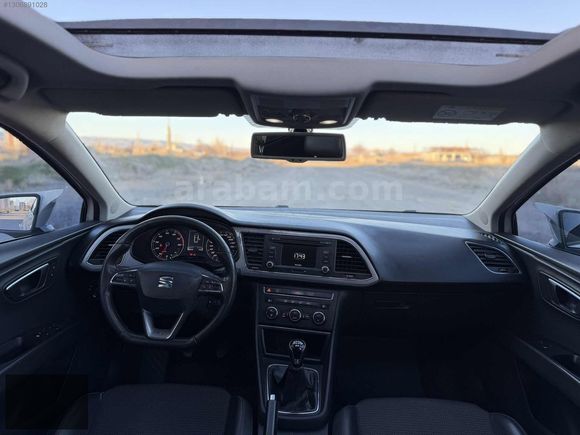 TUĞSEM AUTO"DAN KUSURSUZ TEMİZLİKTE SEAT LEON FR CAM TAVAN