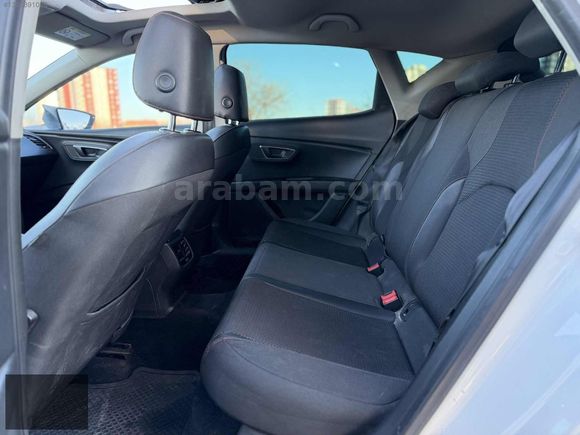 TUĞSEM AUTO"DAN KUSURSUZ TEMİZLİKTE SEAT LEON FR CAM TAVAN