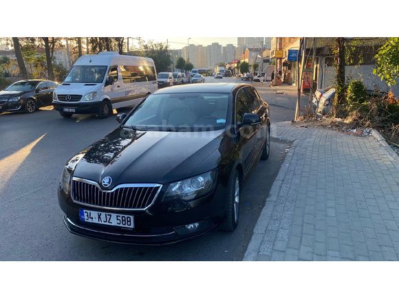 Sahibinden Skoda SuperB 1.6 TDI Elegance 2014 Model