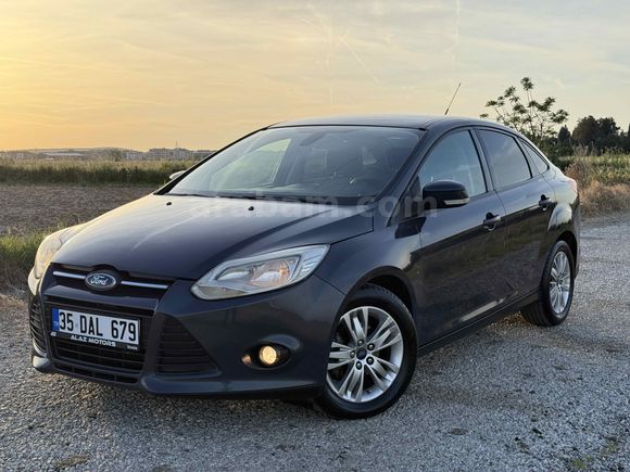HATASIZ BOYASIZ DEĞİŞENSİZ OTOMATİK SEDAN FORD FOCUS 1.6 STYLE