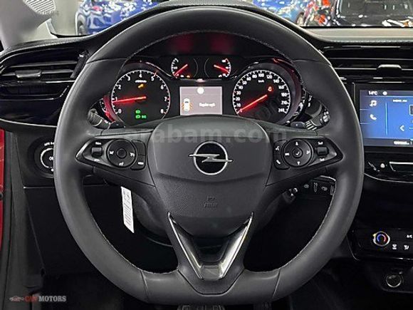 HATASIZ BOYASIZ 2025 MODEL 42 BİN'KM'DE OPEL CORSA 1.2T SERVİS B