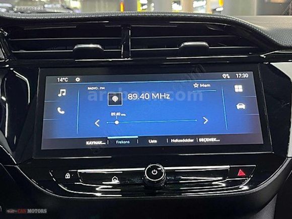 HATASIZ BOYASIZ 2025 MODEL 42 BİN'KM'DE OPEL CORSA 1.2T SERVİS B