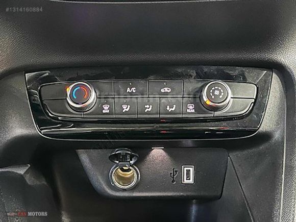 HATASIZ BOYASIZ 2025 MODEL 42 BİN'KM'DE OPEL CORSA 1.2T SERVİS B