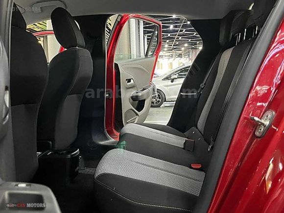 HATASIZ BOYASIZ 2025 MODEL 42 BİN'KM'DE OPEL CORSA 1.2T SERVİS B