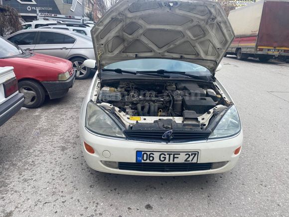 Sahibinden Ford Focus 1.6 Ghia 2001 Model