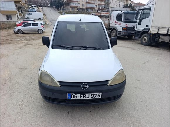 Sahibinden Opel Combo 1.7 DTI 2004 Model Ankara