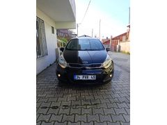 Sahibinden Kia Rio 1.25 CVVT Fancy 2013 Model  124.000 km Siyah