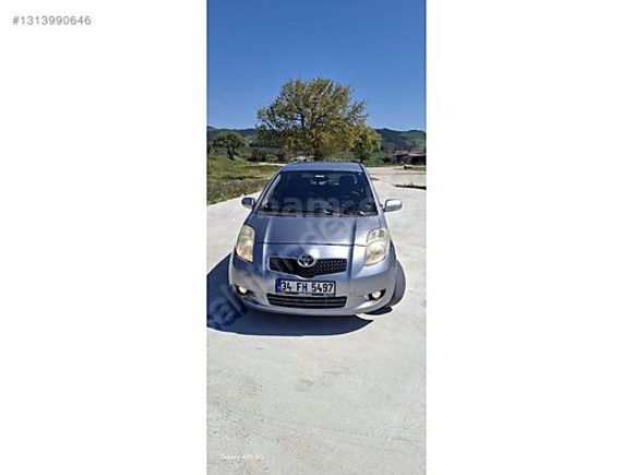 ERMİŞ OTOMOTİV'DEN SAFKAN BENZİNLİ OTOMATİK TOYOTA YARİS