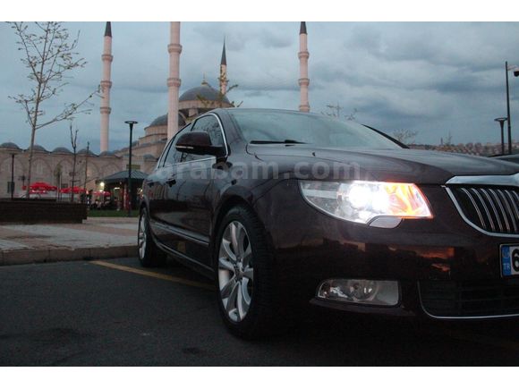 Sahibinden Skoda SuperB 1.6 TDI Prestige 2011 Model