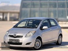 MUR-CAR//2011 MAKYAJLI 96 BİN KM F1 VİTES OTOMATİK YARİS